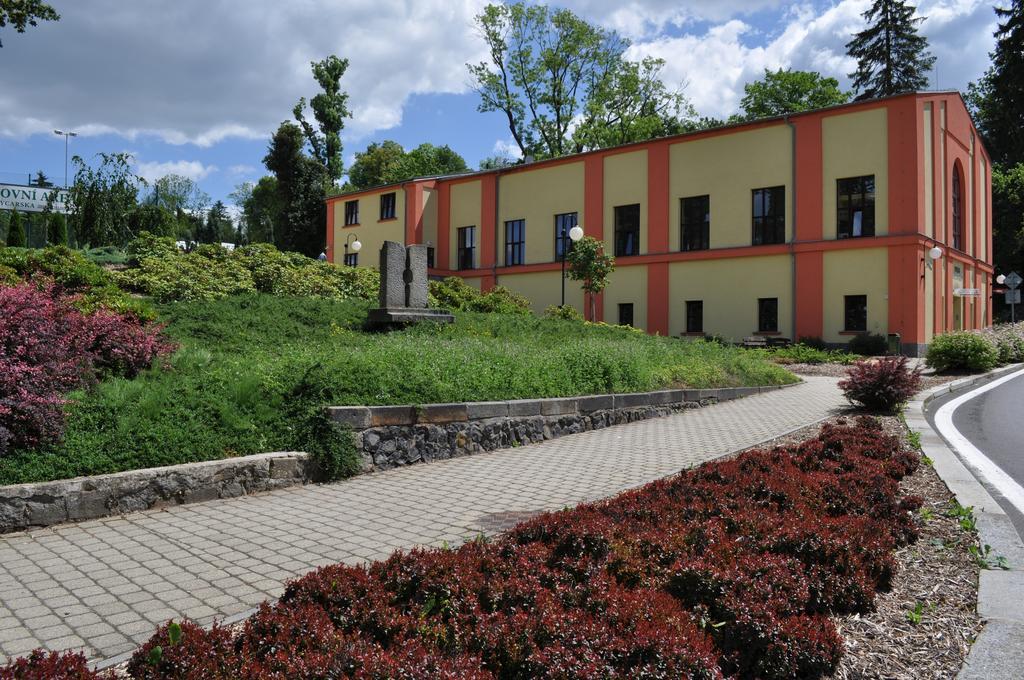 Penzion Lipa Krasna Lipa Exterior photo